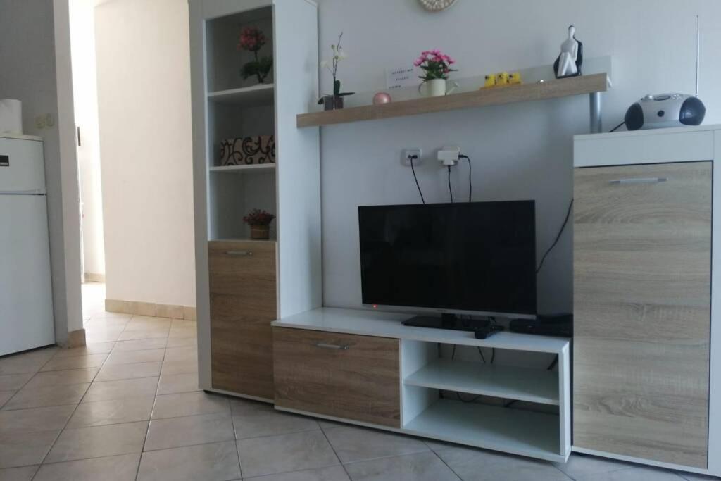 Apartment Lea - Amazing Sea View Sreser Exterior photo
